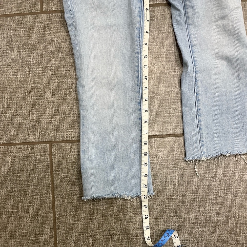 MOTHER Light Wash Cropped Jeans - Picture 6 of 7